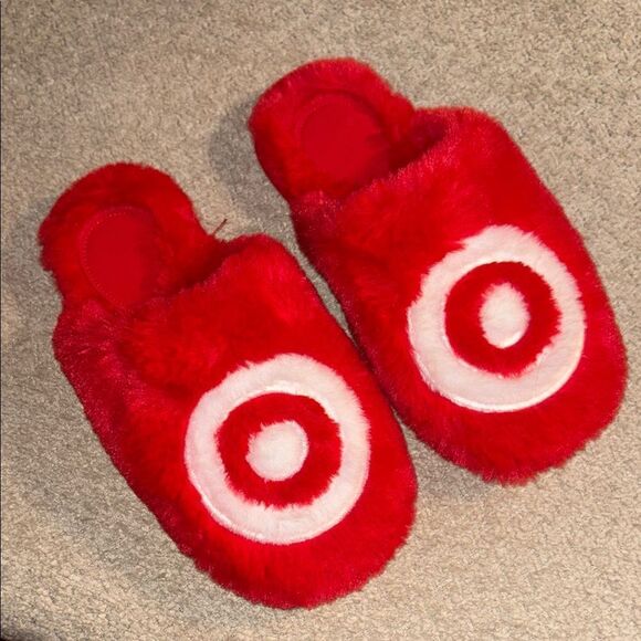 Target 🎯 SUPER soft Red Fuzzy Slippers with Target Logo - Picture 1 of 11
